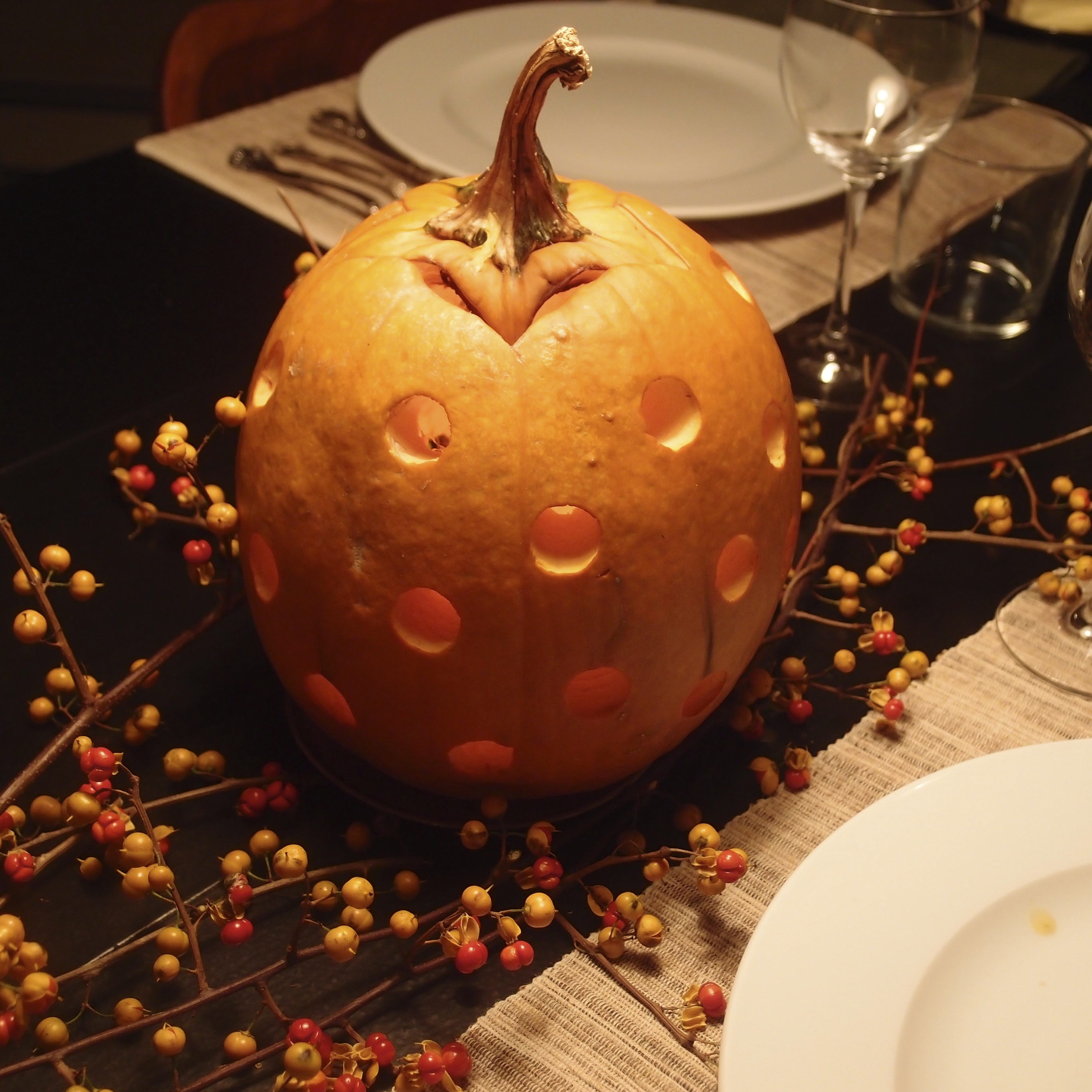 pumpkin centerpiece/tablescape